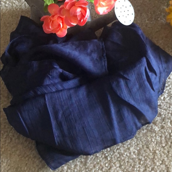 Navy Blue Lightweight Scarf Shawl Sarong - Picture 1 of 2
